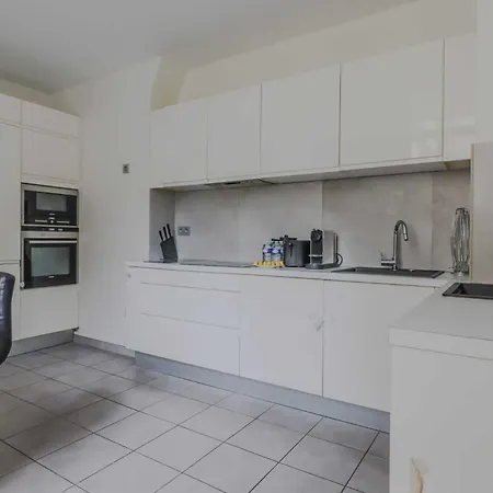Spacious - 5br-12p